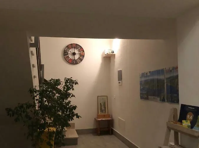 La Corte Di Valemi * Riccò del Golfo di Spezia