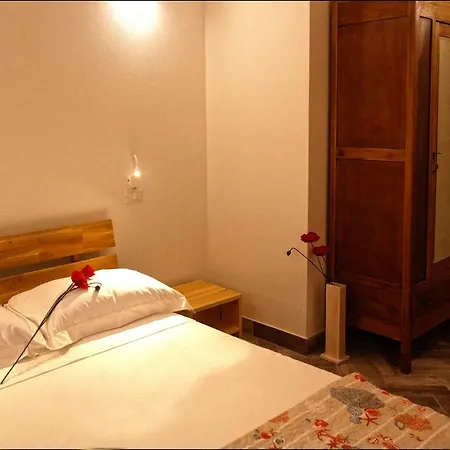 アパート La Corte Di Valemi