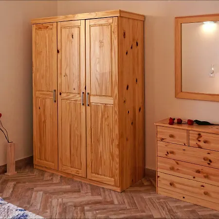 La Corte Di Valemi * リッコ・デル・ゴルフォ・ディ・スペーツィア