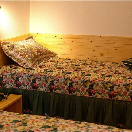 La Corte Di Valemi * Riccο del Golfo di Spezia