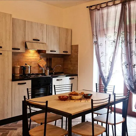 Apartament La Corte Di Valemi *